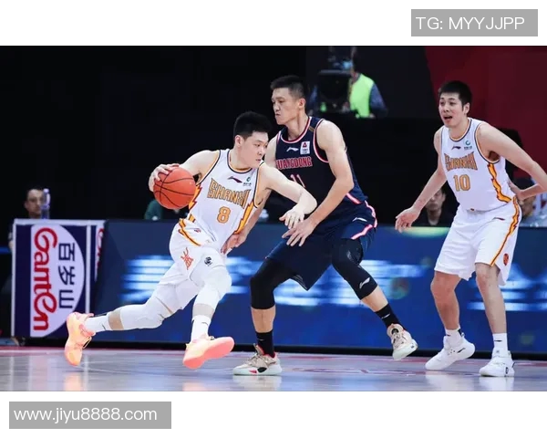 CBA精彩对决广东队迎战浙江队2020直播全程回顾与精彩瞬间分析